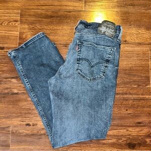 Men Levi jeans